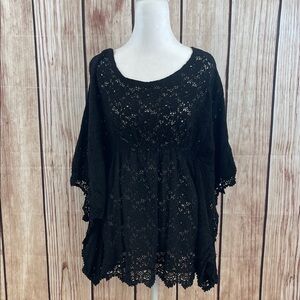 Passion Concept Chic Black Lace Poncho/Blouse Size Medium